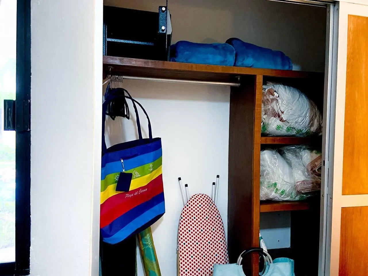 アパート Downtown Hacienda Style 1Br With Pool Steps To Beach プレヤデルカーメン