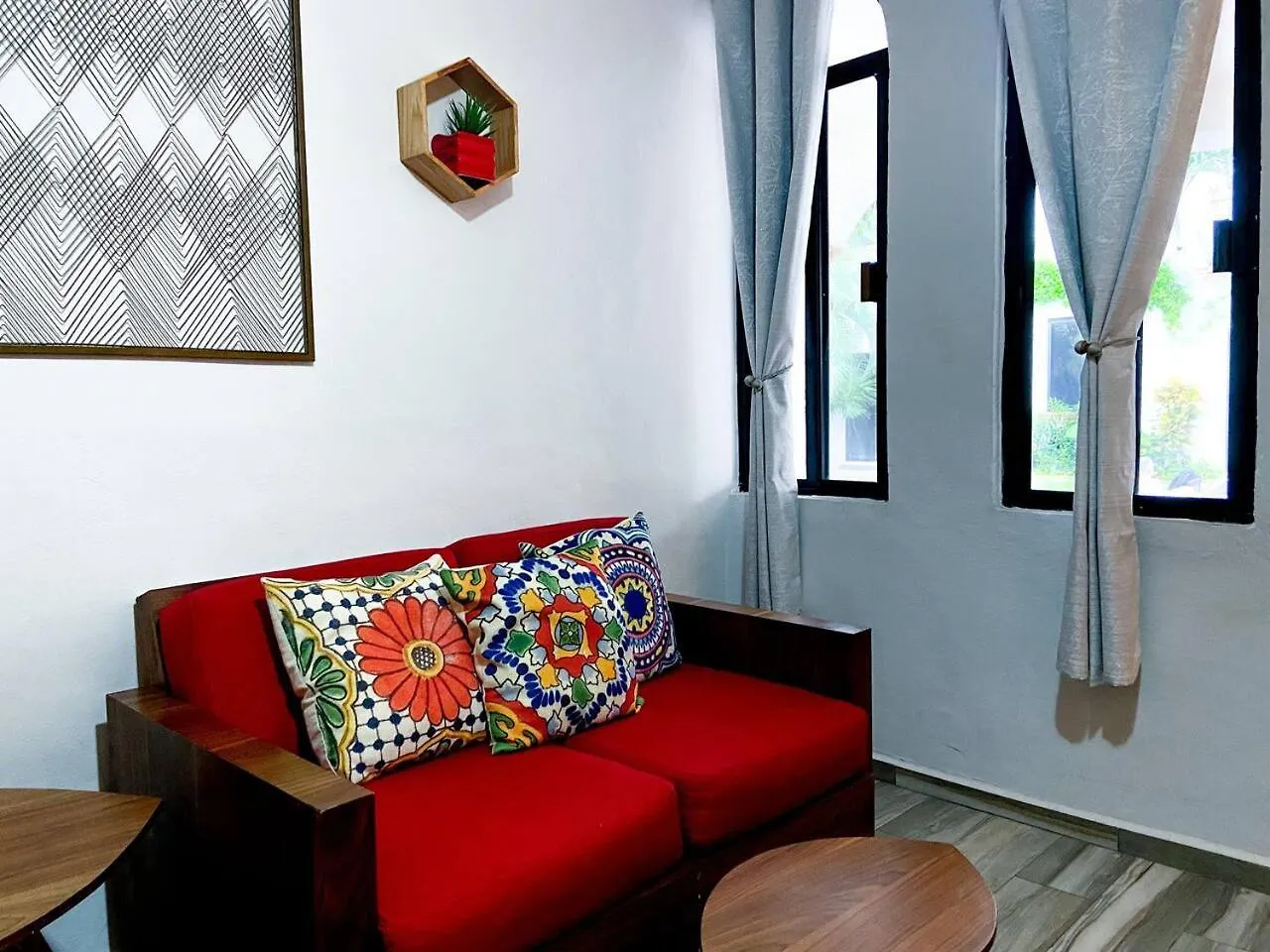 Downtown Hacienda Style 1Br With Pool Steps To Beach プレヤデルカーメン 0*,