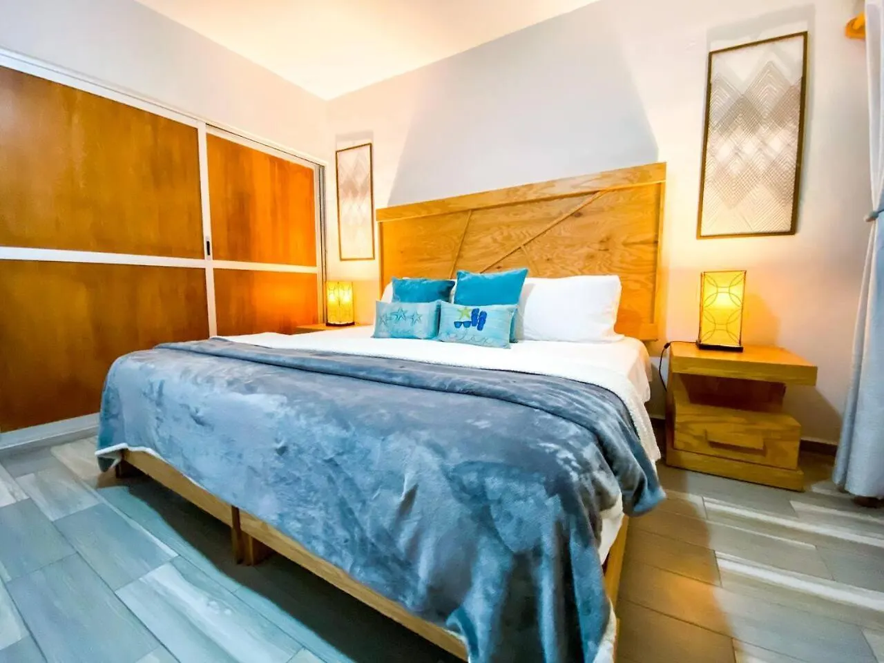 Downtown Hacienda Style 1Br With Pool Steps To Beach プレヤデルカーメン 0*,  メキシコ