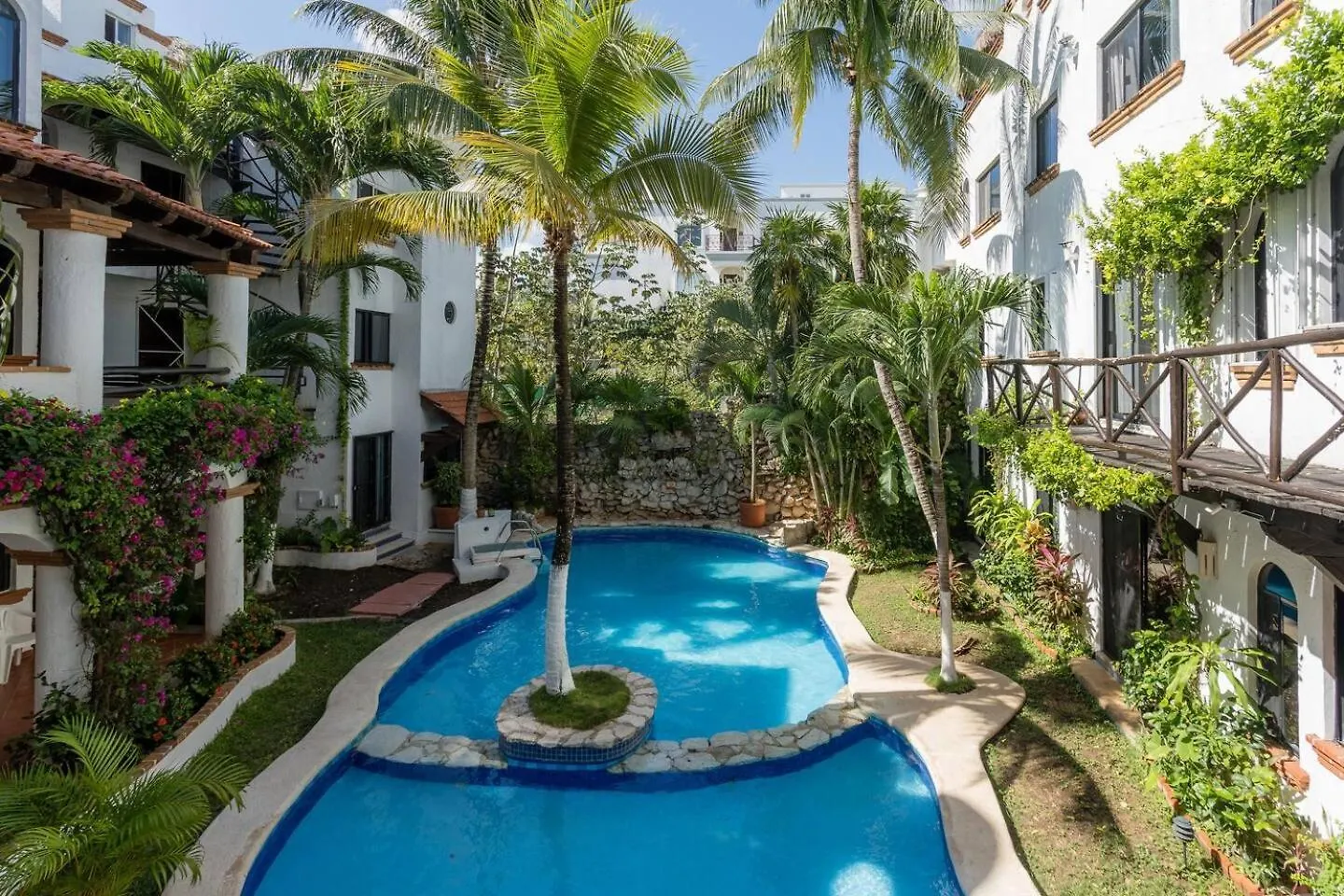 Downtown Hacienda Style 1Br With Pool Steps To Beach プレヤデルカーメン アパート